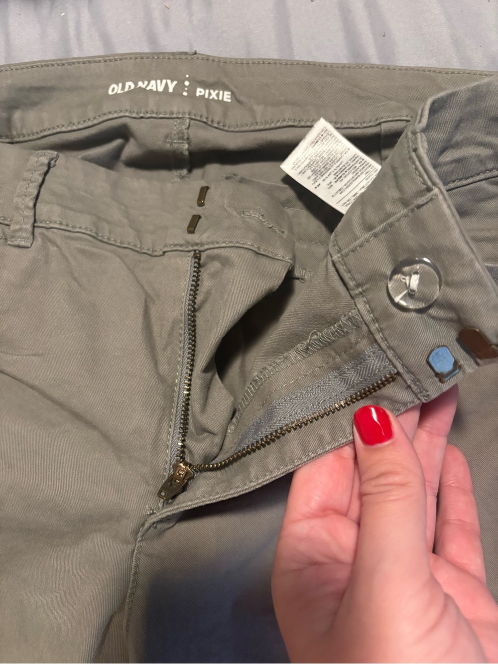 ❤️ old navy chino pixie pant - Picture 2 of 5